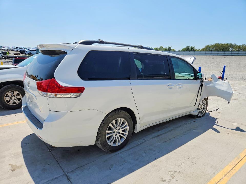 Продажа на аукционе авто 2011 Toyota Sienna, vin: 5TDYK3DC2BS101446, номер лота: 66361246
