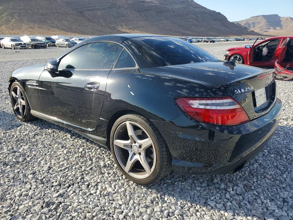 2014 Mercedes-benz Slk მანქანა იყიდება აუქციონზე, vin: WDDPK4HA8EF089422, აუქციონის ნომერი: 63898496