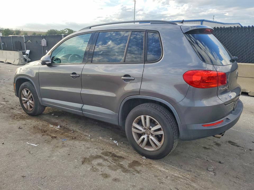 2016 Volkswagen Tiguan მანქანა იყიდება აუქციონზე, vin: WVGAV7AX7GW559266, აუქციონის ნომერი: 66503766