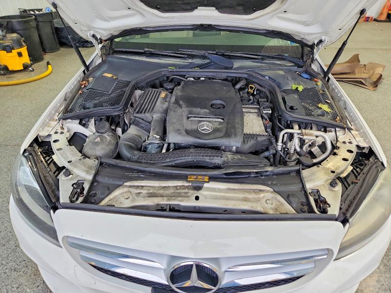 65228476 :رقم المزاد ، 55SWF4KB1GU154676 vin ، 2016 Mercedes-benz C مزاد بيع