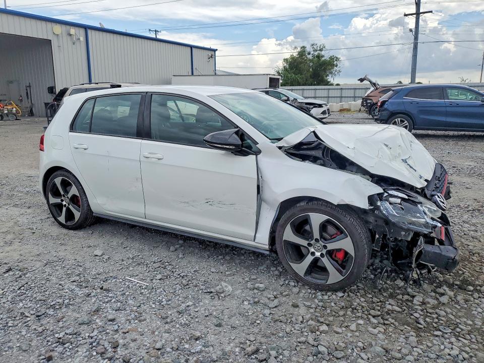 2017 Volkswagen Gti მანქანა იყიდება აუქციონზე, vin: 3VW4T7AU1HM064055, აუქციონის ნომერი: 65852626