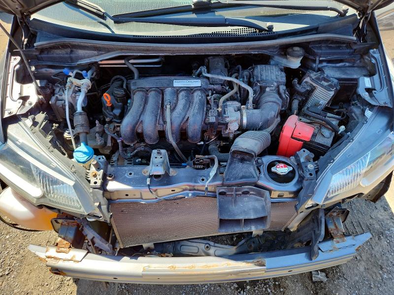 63101746 :رقم المزاد ، 3HGGK5H71GM108482 vin ، 2016 Honda Fit مزاد بيع