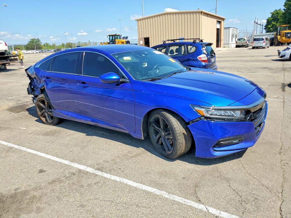 63834006 :رقم المزاد ، 1HGCV1F36KA083177 vin ، 2019 Honda Accord مزاد بيع