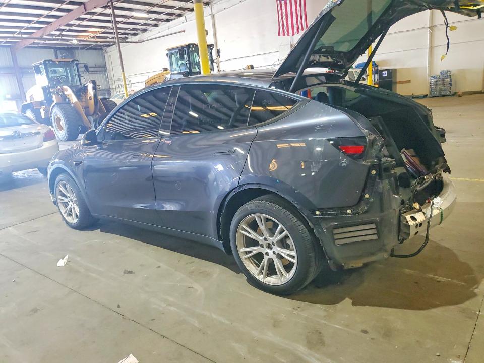 Продажа на аукционе авто 2024 Tesla Model Y, vin: 7SAYGDEE3RA232861, номер лота: 63435916