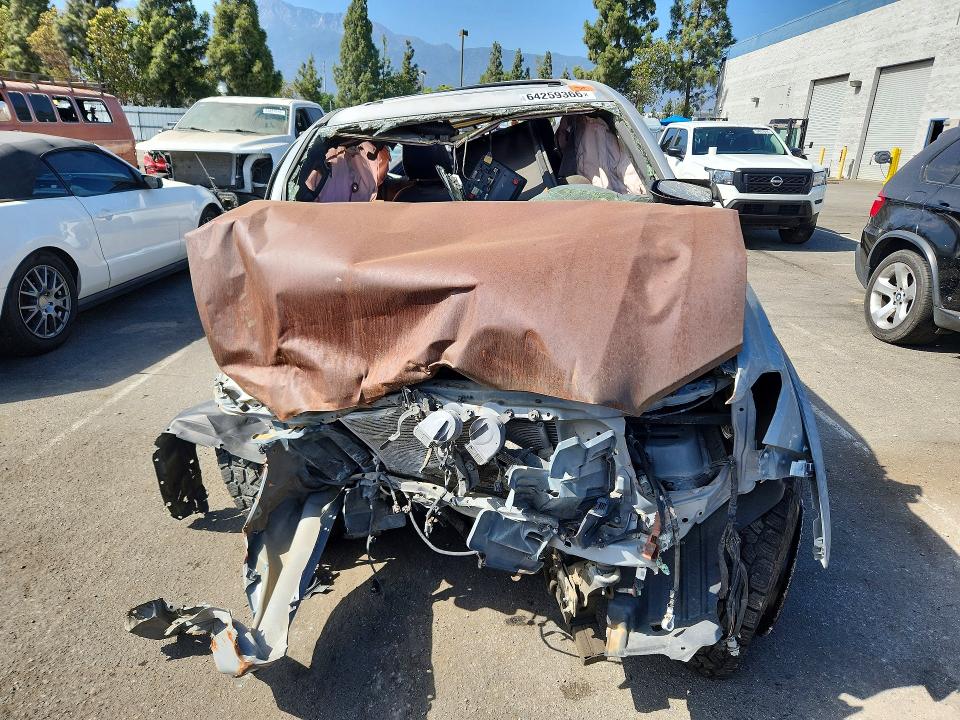 Продаж на аукціоні авто 2018 Toyota Tacoma, vin: 3TMAZ5CN6JM053220, номер лоту: 64259366