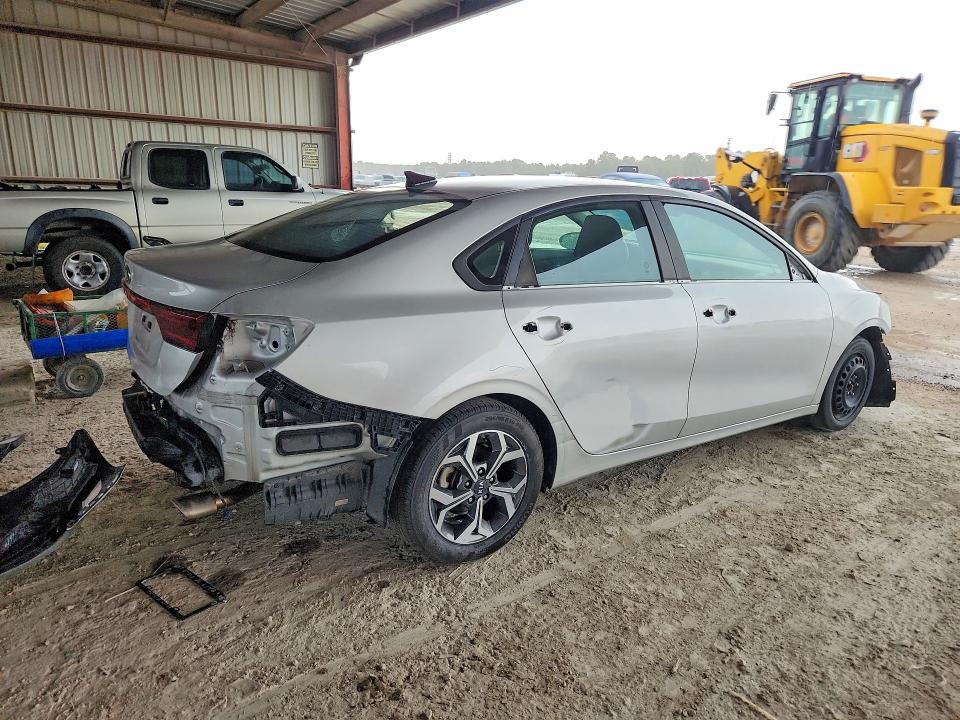 Продажа на аукционе авто 2021 Kia Forte, vin: 3KPF24AD4ME348474, номер лота: 63719156
