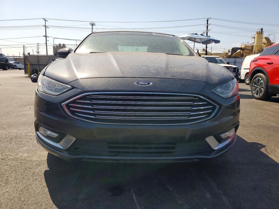 Продаж на аукціоні авто 2017 Ford Fusion, vin: 3FA6P0H71HR196720, номер лоту: 64088806