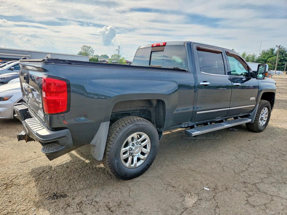 62956976 :رقم المزاد ، 1GC1KXEG8JF158338 vin ، 2018 Chevrolet Silverado مزاد بيع