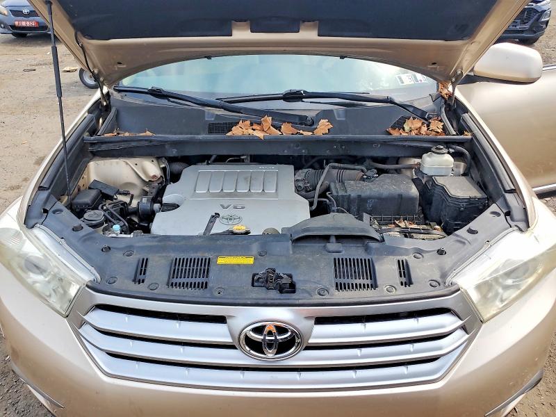Продажа на аукционе авто 2011 Toyota Highla, vin: 5TDBK3EH1BS042518, номер лота: 64424256