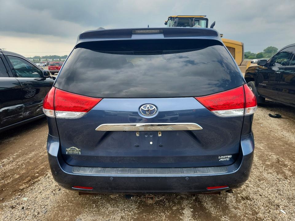 2013 Toyota Sienna მანქანა იყიდება აუქციონზე, vin: 5TDDK3DC1DS056291, აუქციონის ნომერი: 65295336