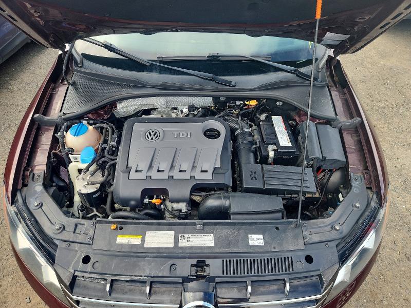Продажа на аукционе авто 2013 Volkswagen Passat, vin: 1VWCN7A33DC093307, номер лота: 63936966