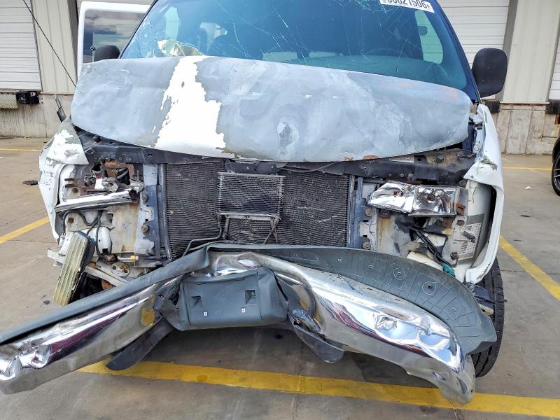 70699206 :رقم المزاد ، 1GAHG39G621126806 vin ، 2002 Chevrolet Express G3500 مزاد بيع