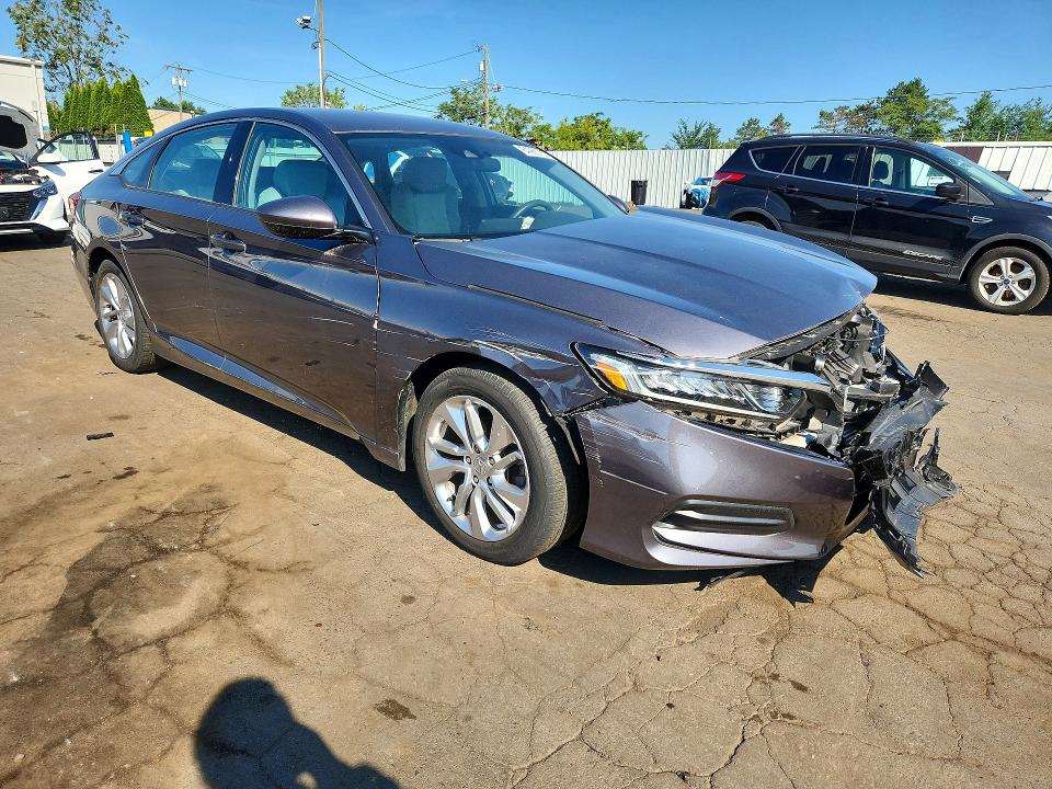 Продаж на аукціоні авто 2018 Honda Accord, vin: 1HGCV1F1XJA264134, номер лоту: 64986726