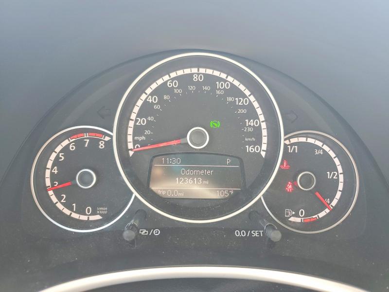 2015 Volkswagen Beetle მანქანა იყიდება აუქციონზე, vin: 3VW517AT6FM808361, აუქციონის ნომერი: 65185976