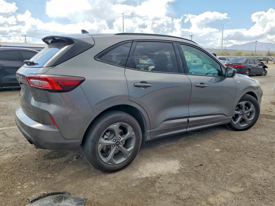 65374576 :رقم المزاد ، 1FMCU0MN8RUA33935 vin ، 2024 Ford Escape مزاد بيع