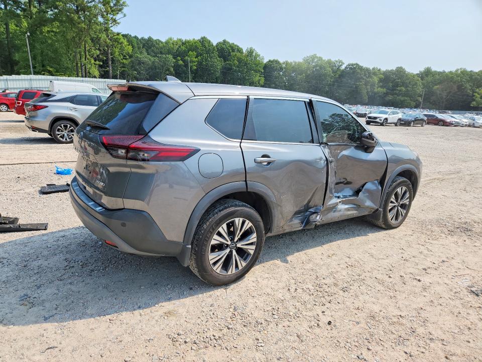 64537426 :رقم المزاد ، 5N1BT3BB6NC704849 vin ، 2022 Nissan Rogue مزاد بيع