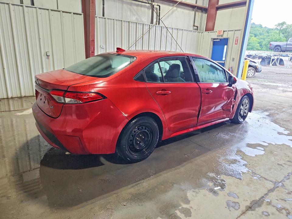63143216 :رقم المزاد ، 5YFEPMAE8MP186739 vin ، 2021 Toyota Corolla مزاد بيع