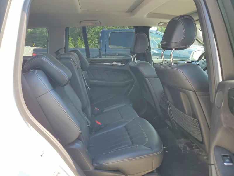 63652626 :رقم المزاد ، 4JGDF2EE8GA675272 vin ، 2016 Mercedes-benz Gl مزاد بيع