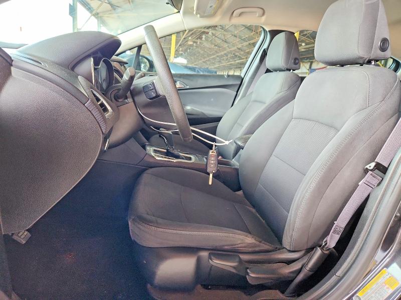 66687506 :رقم المزاد ، 1G1BE5SM6H7260017 vin ، 2017 Chevrolet Cruze مزاد بيع