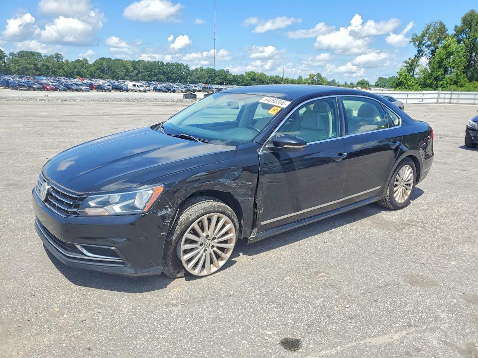 64288306 :رقم المزاد ، 1VWBS7A39GC034318 vin ، 2016 Volkswagen Passat مزاد بيع