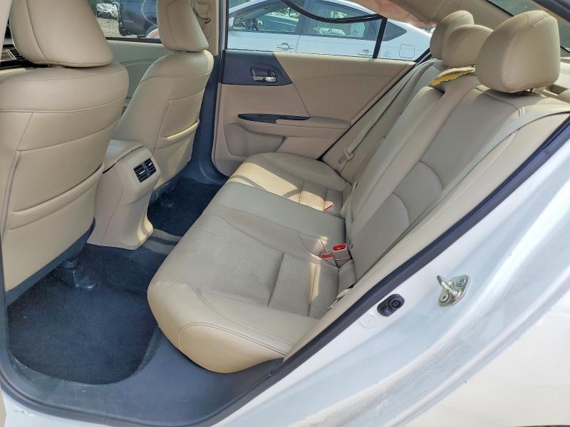 Продажа на аукционе авто 2017 Honda Accord, vin: 1HGCR3F07HA003691, номер лота: 64657766