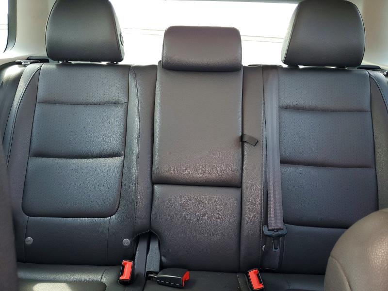 64047726 :رقم المزاد ، WVGBV7AX6GW588262 vin ، 2016 Volkswagen Tiguan مزاد بيع