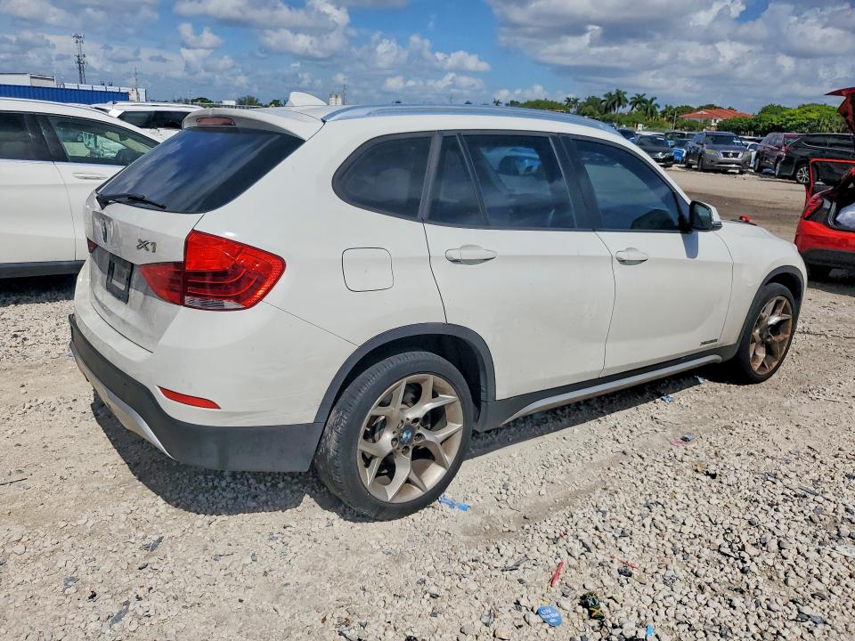 66312816 :رقم المزاد ، WBAVL1C53FVY24884 vin ، 2015 Bmw X1 مزاد بيع
