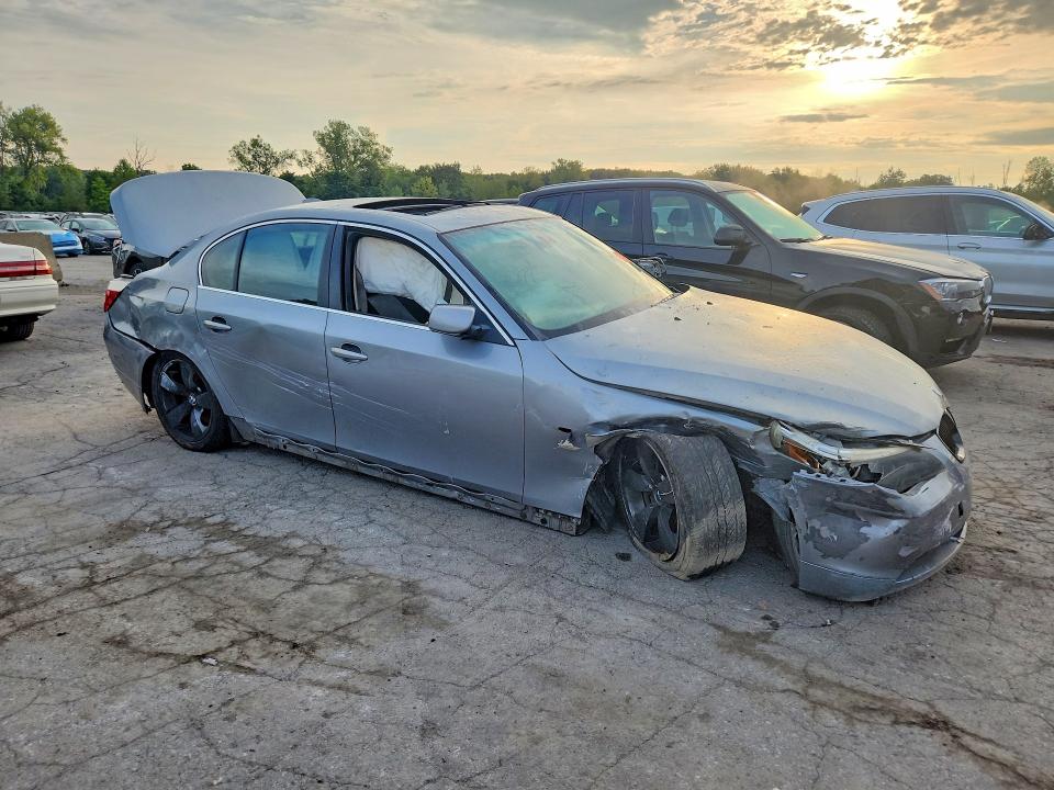 2004 Bmw 530i მანქანა იყიდება აუქციონზე, vin: WBANA73594B060921, აუქციონის ნომერი: 66838806
