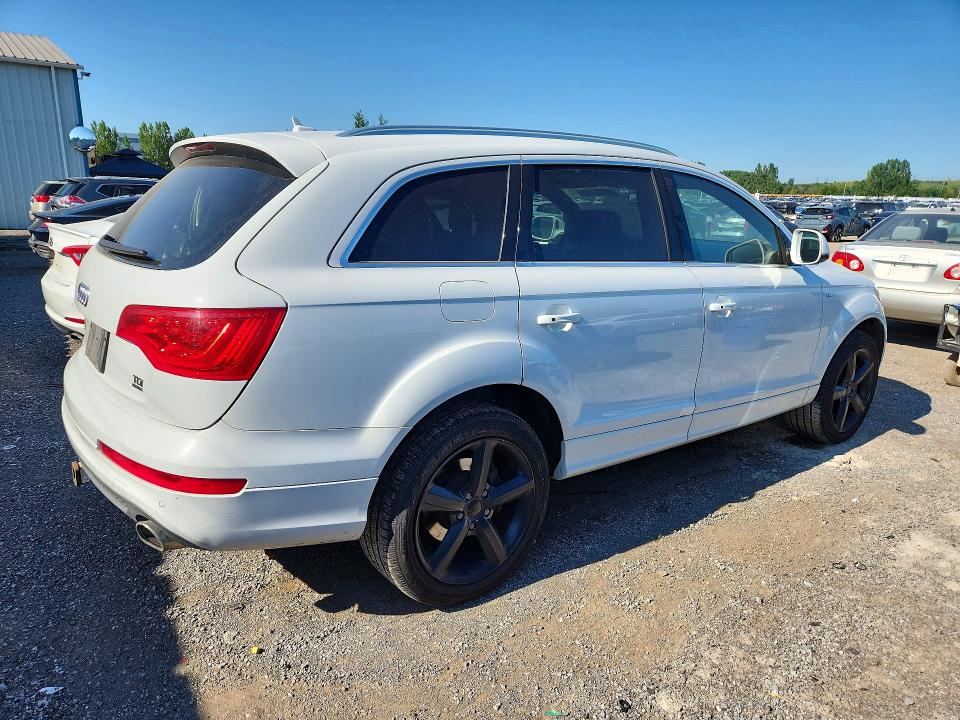 Продажа на аукционе авто 2015 Audi Q7, vin: WA1WMCFE6FD008957, номер лота: 63831136