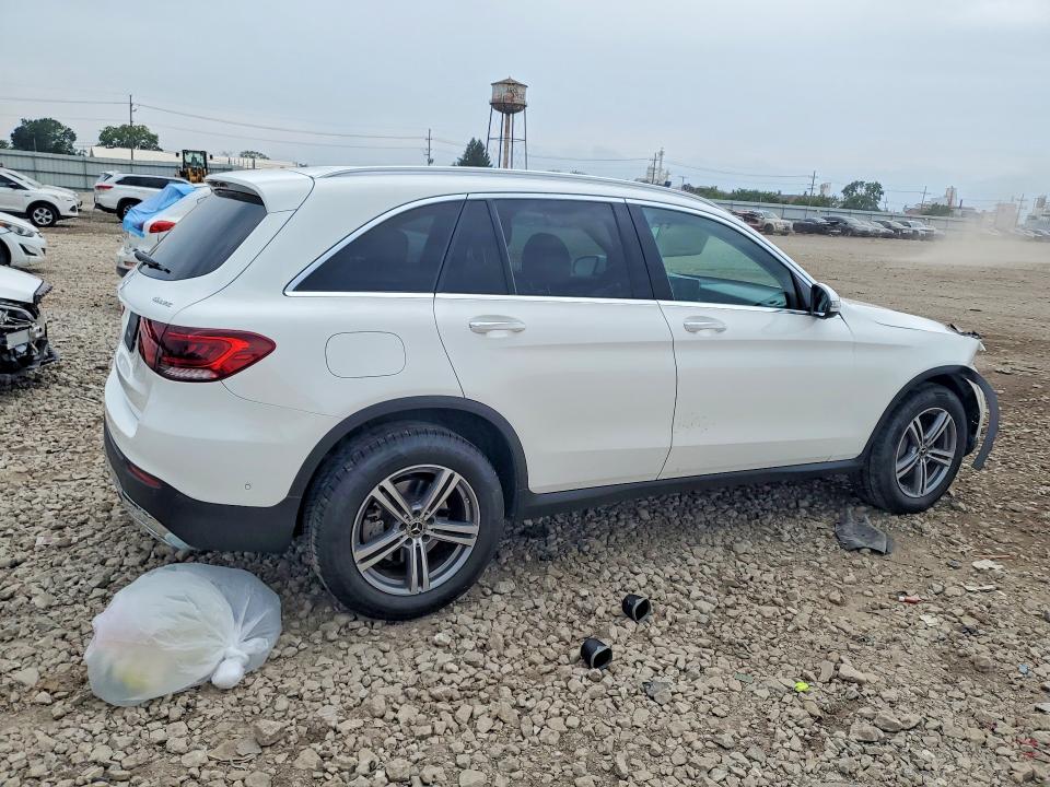 64097606 :رقم المزاد ، W1N0G8EB8NG017981 vin ، 2022 Mercedes-benz Glc مزاد بيع