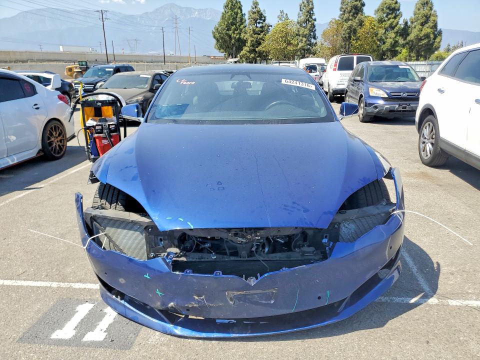 2017 Tesla Model S მანქანა იყიდება აუქციონზე, vin: 5YJSA1E16HF205333, აუქციონის ნომერი: 64241316