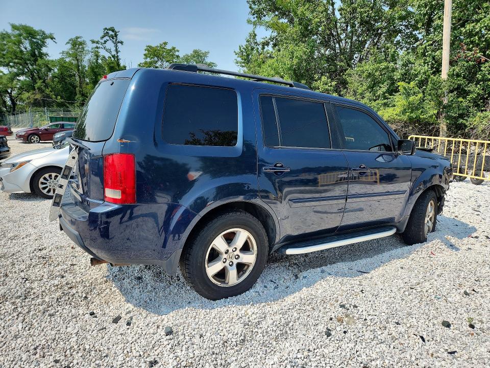 64382736 :رقم المزاد ، 5FNYF4H56BB079638 vin ، 2011 Honda Pilot مزاد بيع