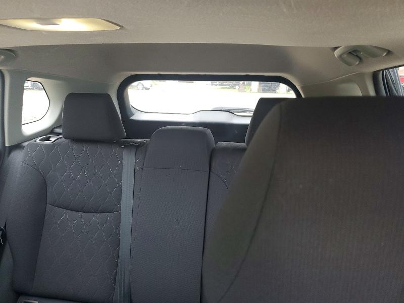 66636626 :رقم المزاد ، 7MUBAABG8NV042013 vin ، 2022 Toyota Corolla Cross مزاد بيع