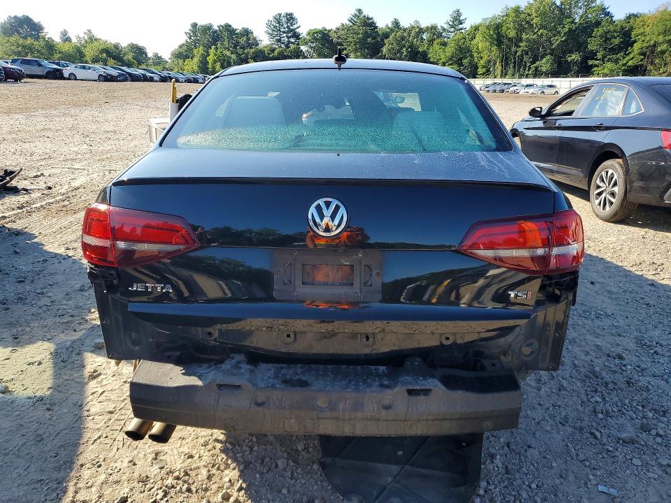 Продажа на аукционе авто 2016 Volkswagen Jetta, vin: 3VWB17AJ3GM286548, номер лота: 65929366