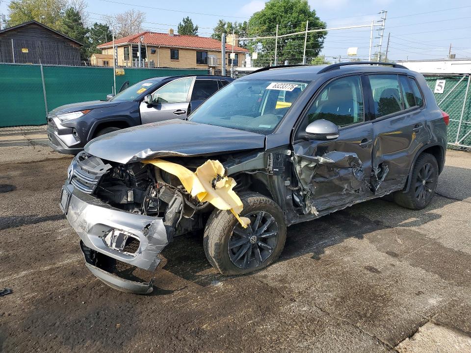 Продаж на аукціоні авто 2018 Volkswagen Tiguan Limited, vin: WVGBV7AX5JK003363, номер лоту: 63233776