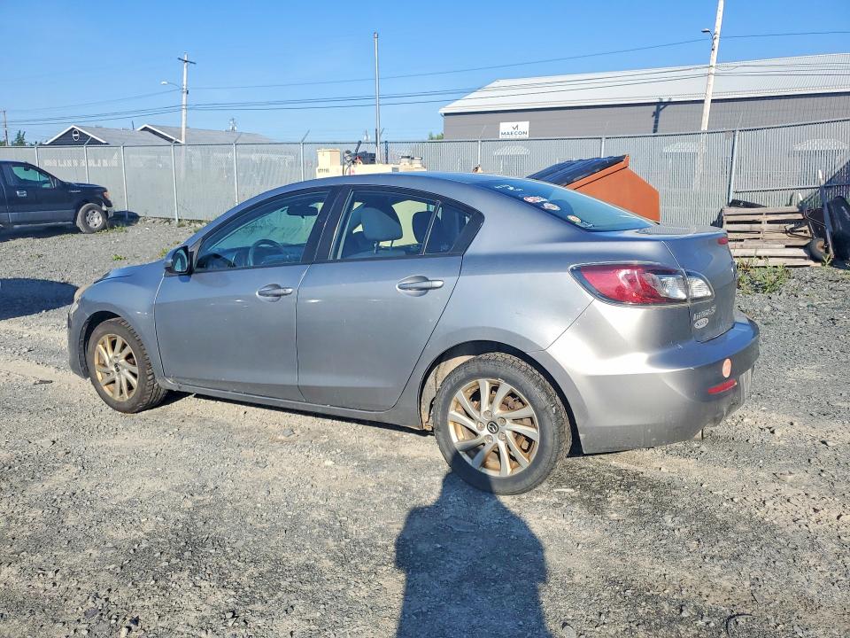 64952326 :رقم المزاد ، JM1BL1V78D1801707 vin ، 2013 Mazda 3 مزاد بيع