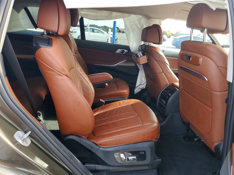 63622476 :رقم المزاد ، 5UX23EM04S9Y79510 vin ، 2025 Bmw X7 مزاد بيع
