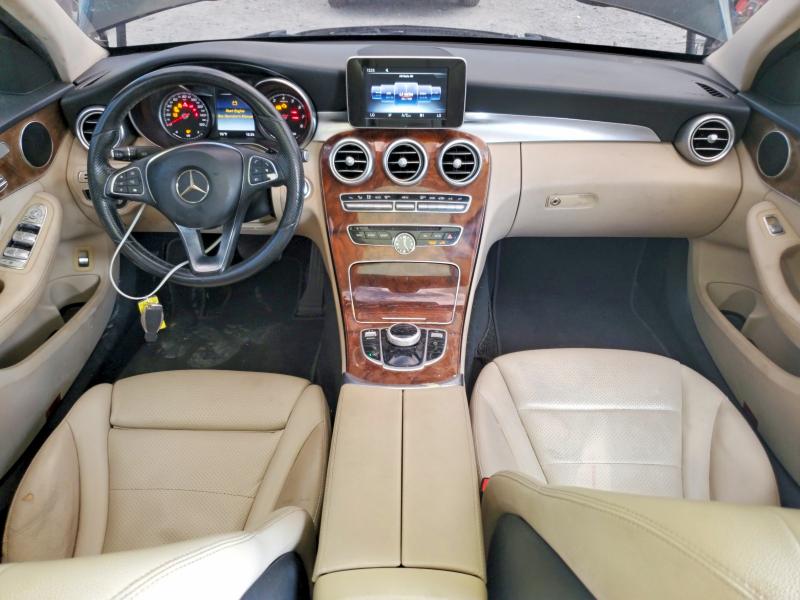 65801326 :رقم المزاد ، 55SWF4KB9HU221428 vin ، 2017 Mercedes-benz C مزاد بيع