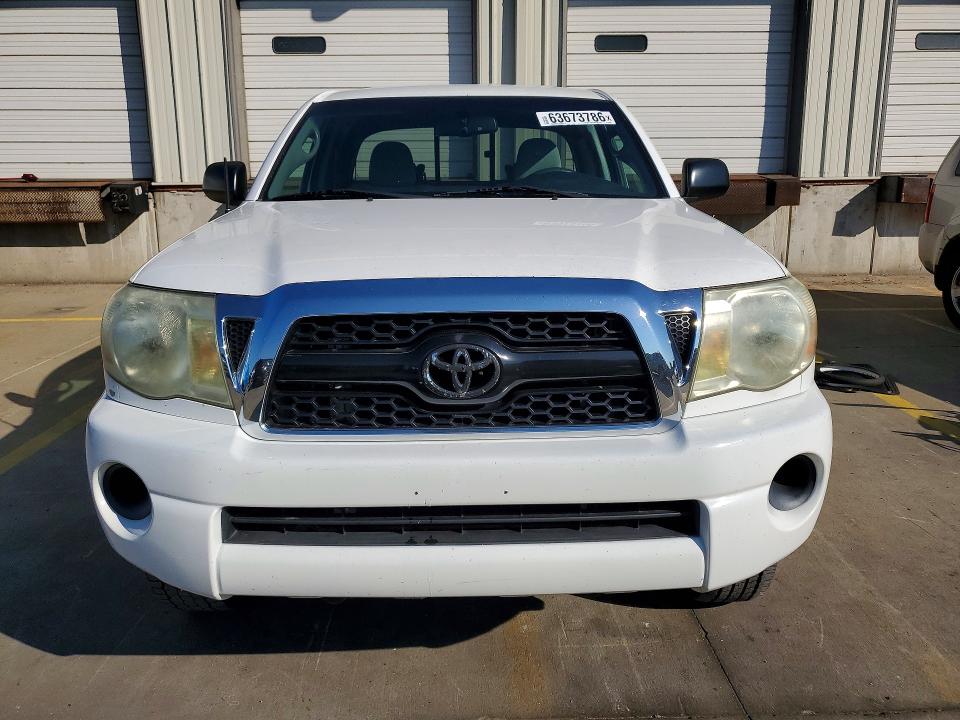 63673786 :رقم المزاد ، 5TFTX4CN1BX010358 vin ، 2011 Toyota Tacoma مزاد بيع