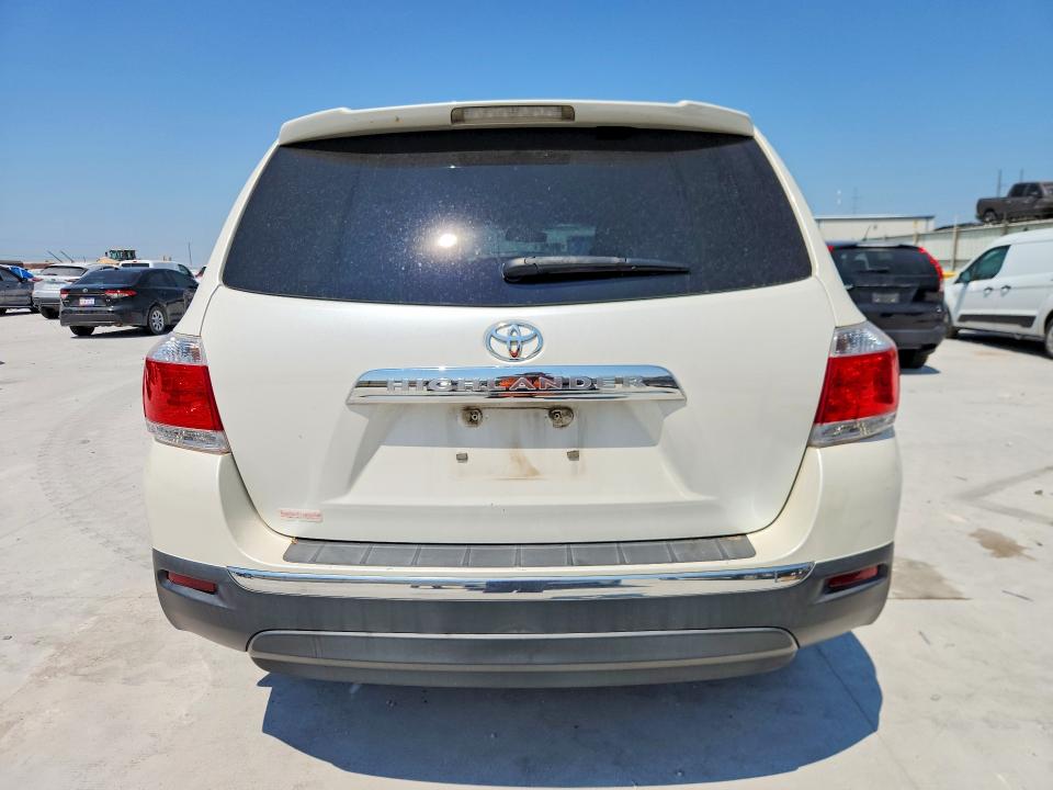 62678906 :رقم المزاد ، 5TDZA3EH8CS027114 vin ، 2012 Toyota Highlander مزاد بيع