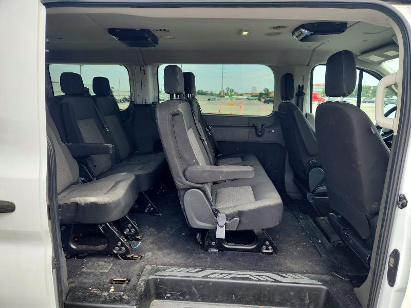 65712736 :رقم المزاد ، 1FBAX2Y80MKA51972 vin ، 2021 Ford Transit مزاد بيع