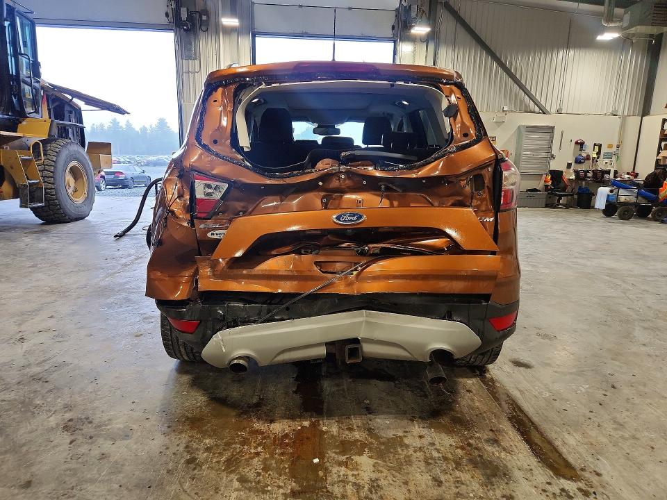 2017 Ford Escape მანქანა იყიდება აუქციონზე, vin: 1FMCU9J91HUE40540, აუქციონის ნომერი: 65255676