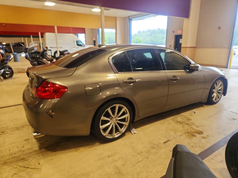 65793386 :رقم المزاد ، JN1CV6AR2BM405810 vin ، 2011 Infiniti G37 Sedan مزاد بيع