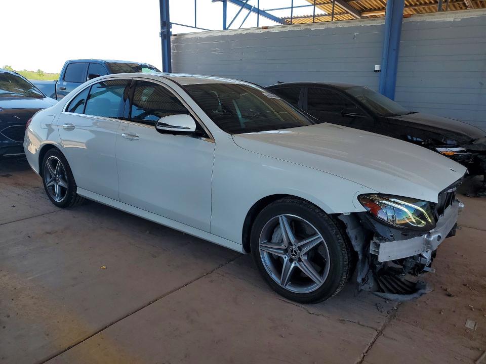 Продажа на аукционе авто 2019 Mercedes-benz E, vin: WDDZF4JB4KA526972, номер лота: 65584966