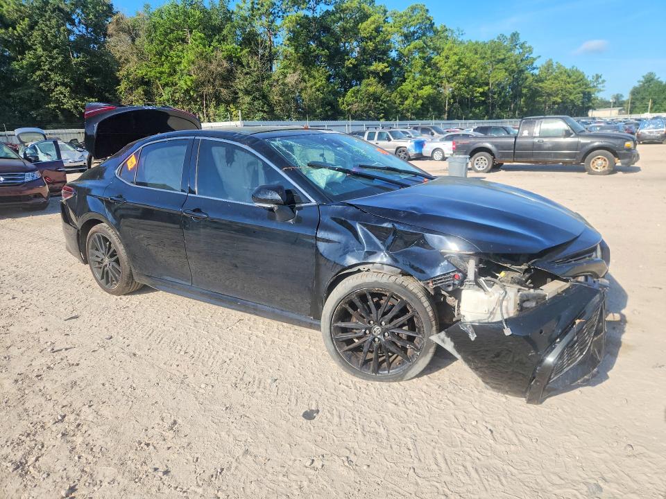 Продаж на аукціоні авто 2021 Toyota Camry, vin: 4T1K61AKXMU609815, номер лоту: 64713436