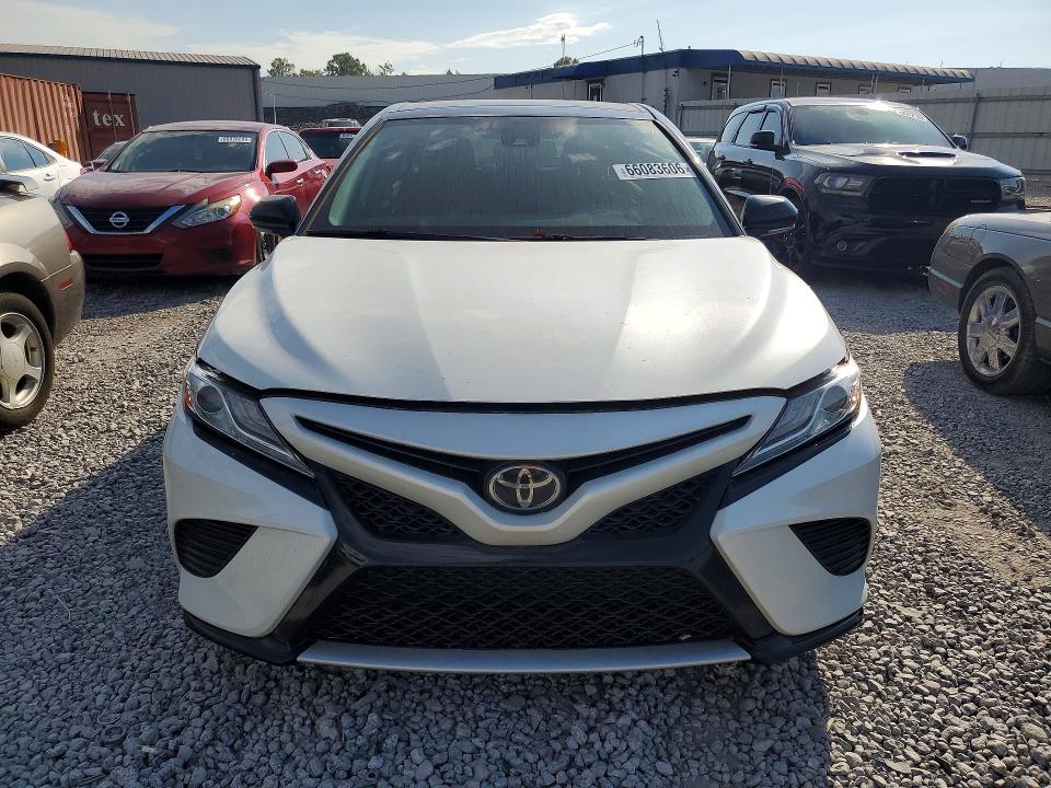 2020 Toyota Camry მანქანა იყიდება აუქციონზე, vin: 4T1K61AK2LU374390, აუქციონის ნომერი: 66083606
