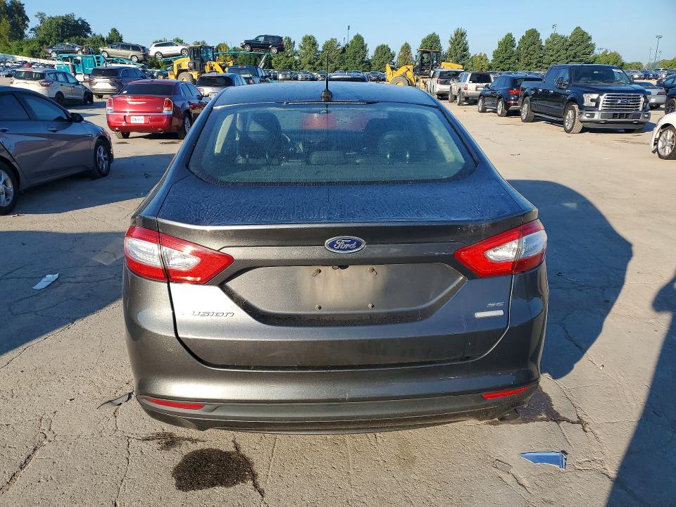 67036686 :رقم المزاد ، 1FA6P0HD8G5135498 vin ، 2016 Ford Fusion مزاد بيع