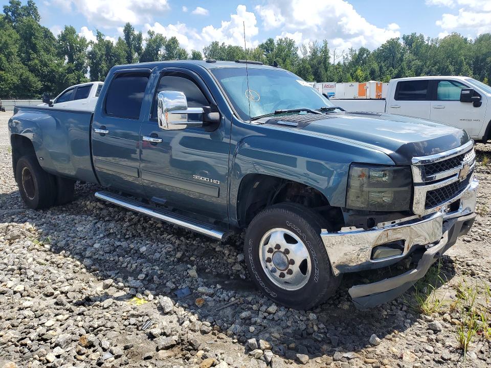 64600846 :رقم المزاد ، 1GC4K1C8XBF238148 vin ، 2011 Chevrolet Silverado مزاد بيع