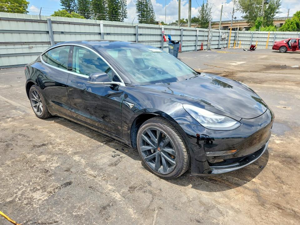 65738456 :رقم المزاد ، 5YJ3E1EA6KF398213 vin ، 2019 Tesla Model 3 مزاد بيع