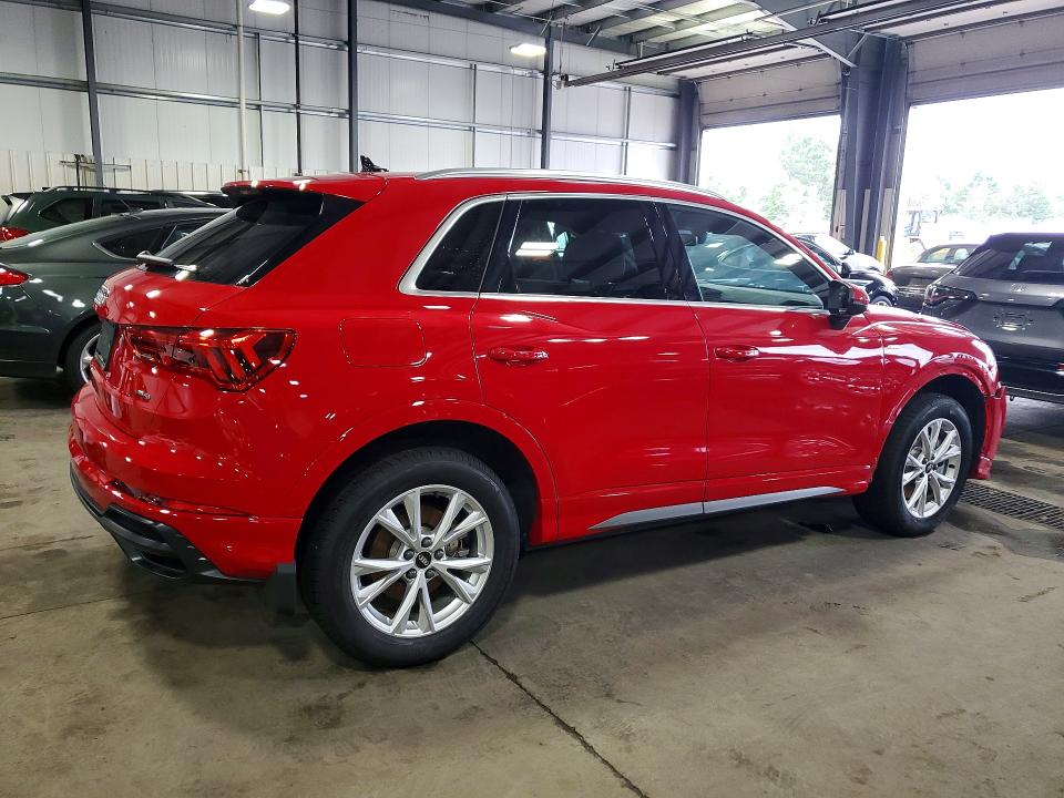 Продаж на аукціоні авто 2022 Audi Q3, vin: WA1DECF30N1119927, номер лоту: 65548536